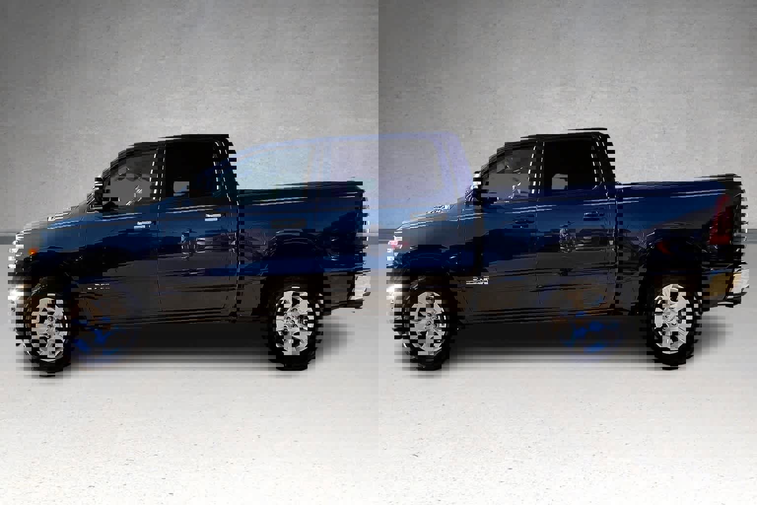 Used 2020 RAM 1500 Big Horn image 3