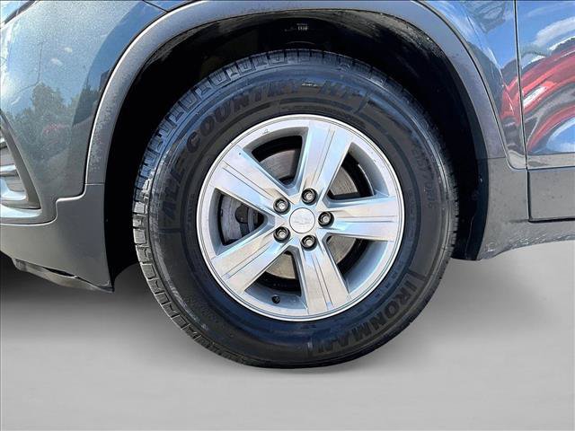 Certified 2020 Chevrolet Trax LS FWD image 10