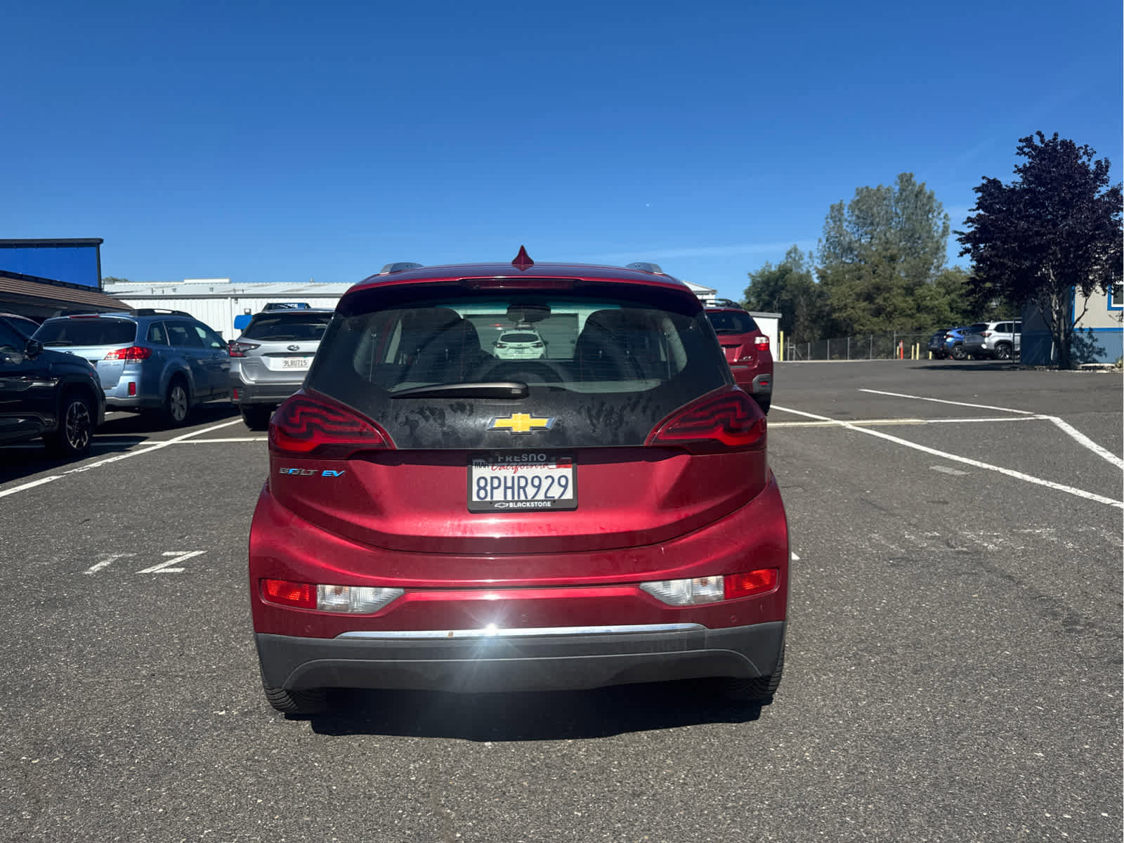 Used 2020 Chevrolet Bolt Premier w/ Infotainment Package FWD image 6