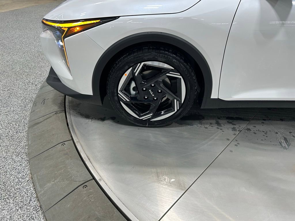New 2026 Kia K4 EX image 29