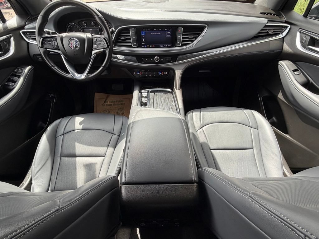 Used 2024 Buick Enclave Essence w/ Sport Touring Edition AWD/4WD image 11