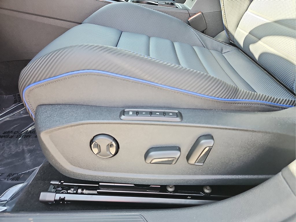 New 2026 Volkswagen Golf AWD/4WD image 16