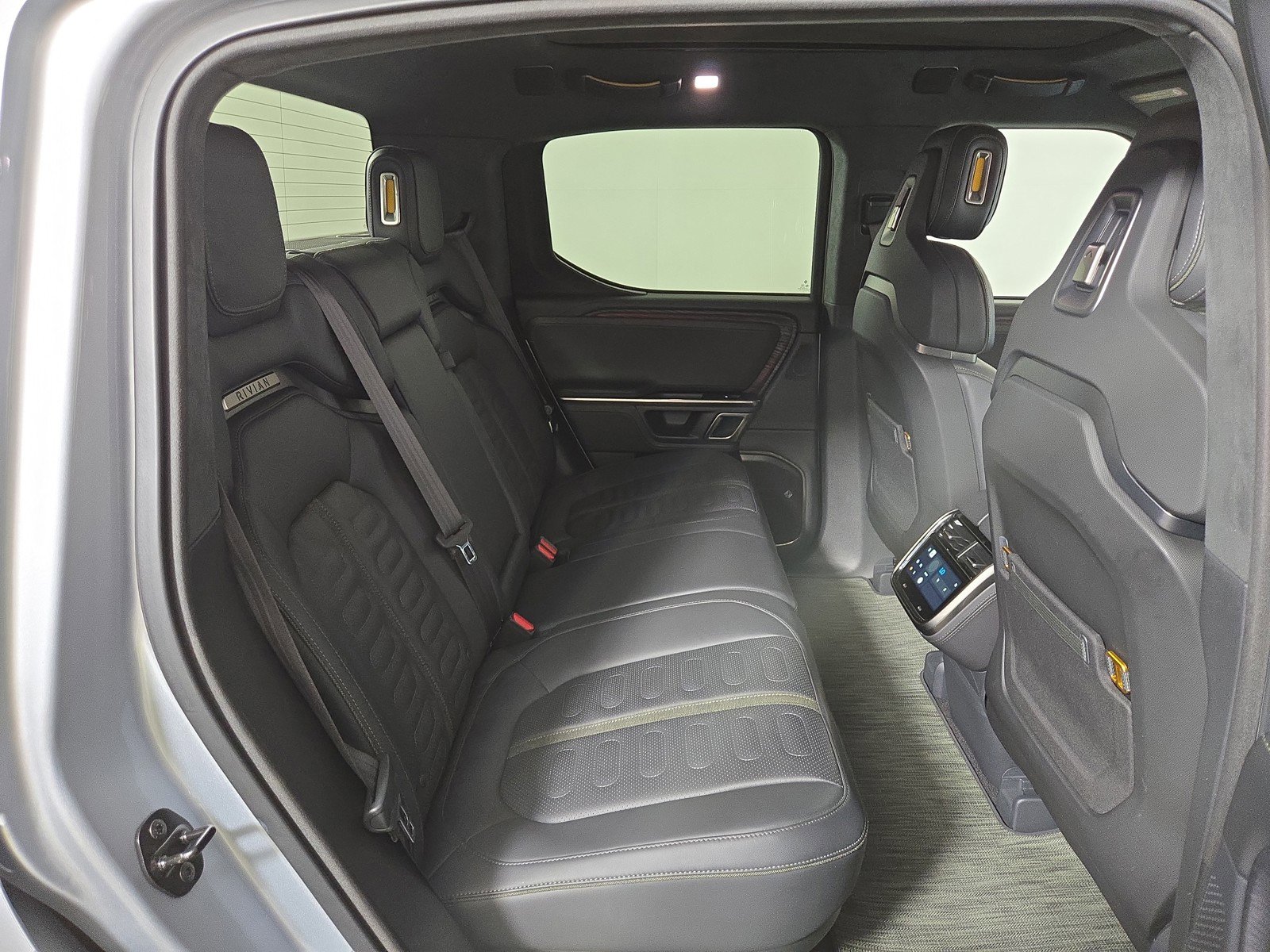 Used 2023 Rivian R1T Adventure AWD/4WD image 22