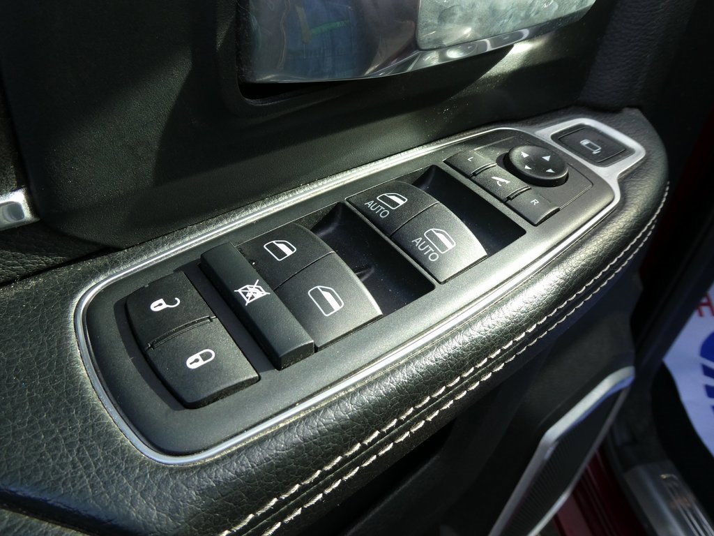 Used 2020 RAM 3500 Laramie image 23