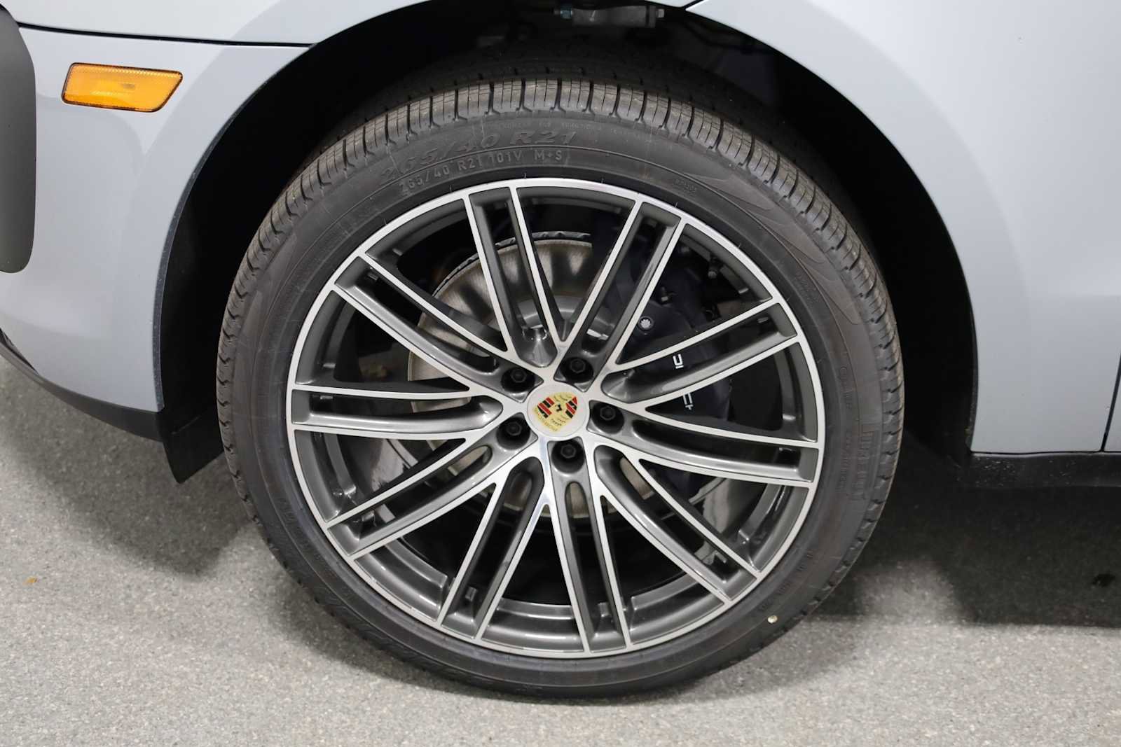 New 2026 Porsche Macan image 48