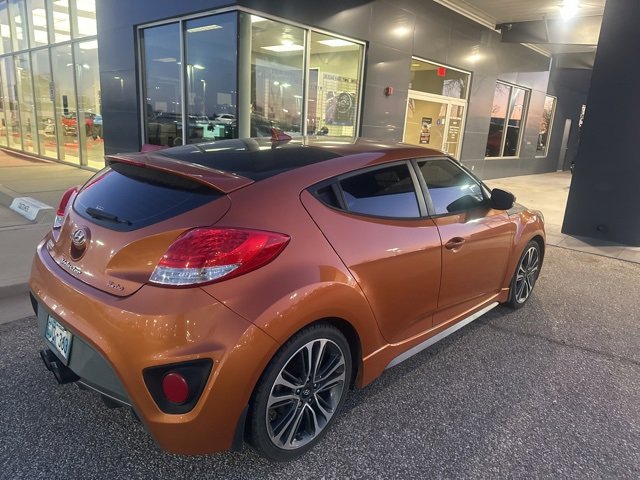 Used 2016 Hyundai Veloster Turbo image 3