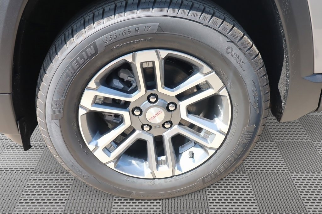 New 2026 GMC Terrain Elevation w/ LPO, Floor Liner Package image 17