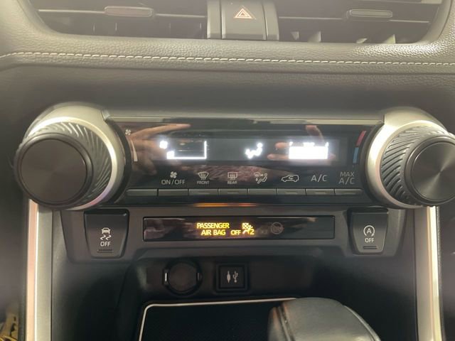 Used 2019 Toyota RAV4 LE w/ All Weather Liner Package image 19