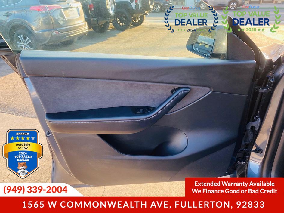 Used 2021 Tesla Model Y Long Range image 24