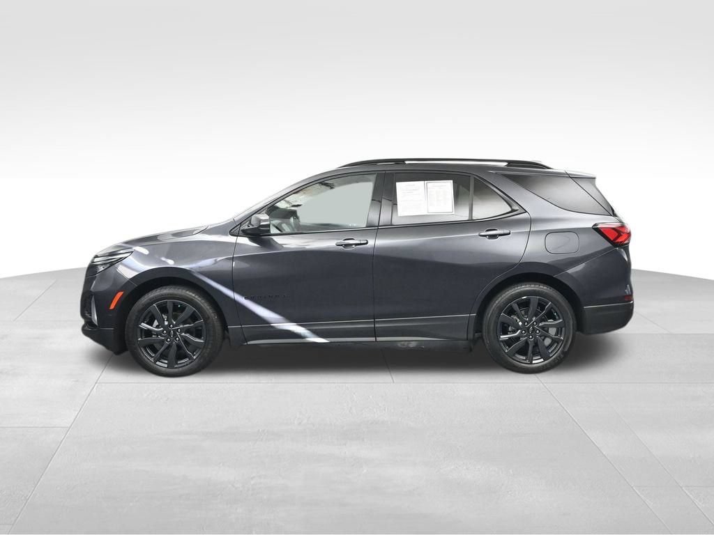 Used 2023 Chevrolet Equinox RS w/ RS Leather Package FWD image 2