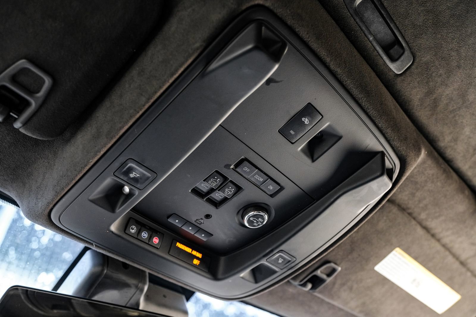 Used 2019 Cadillac Escalade ESV Platinum image 25