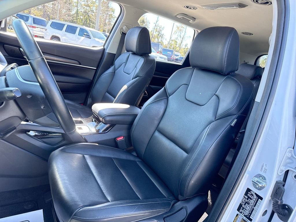 Used 2024 Kia Telluride LX image 11