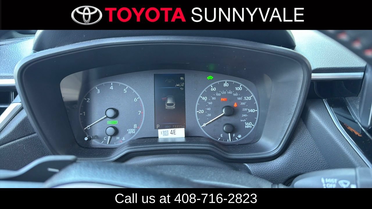 Used 2025 Toyota Corolla Cross AWD Hybrid w/ Moonroof Package image 3