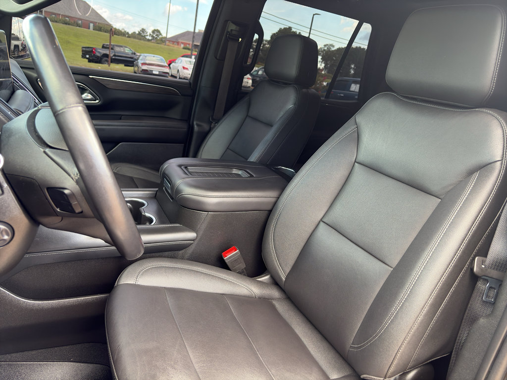 Used 2023 Chevrolet Tahoe Z71 w/ Luxury Package AWD/4WD video 2
