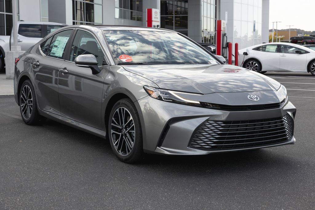 New 2026 Toyota Camry XLE FWD image 3
