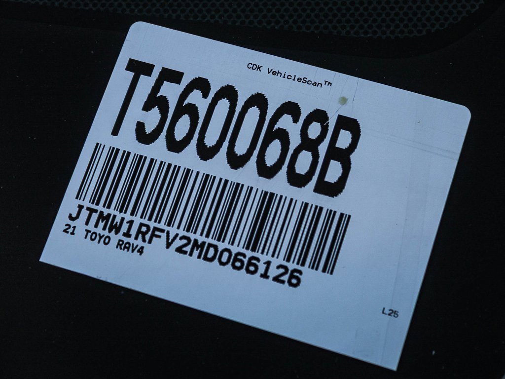 Used 2021 Toyota RAV4 XLE image 29