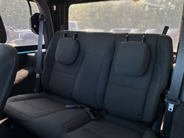 Used 2021 Jeep Wrangler Sport AWD/4WD image 21
