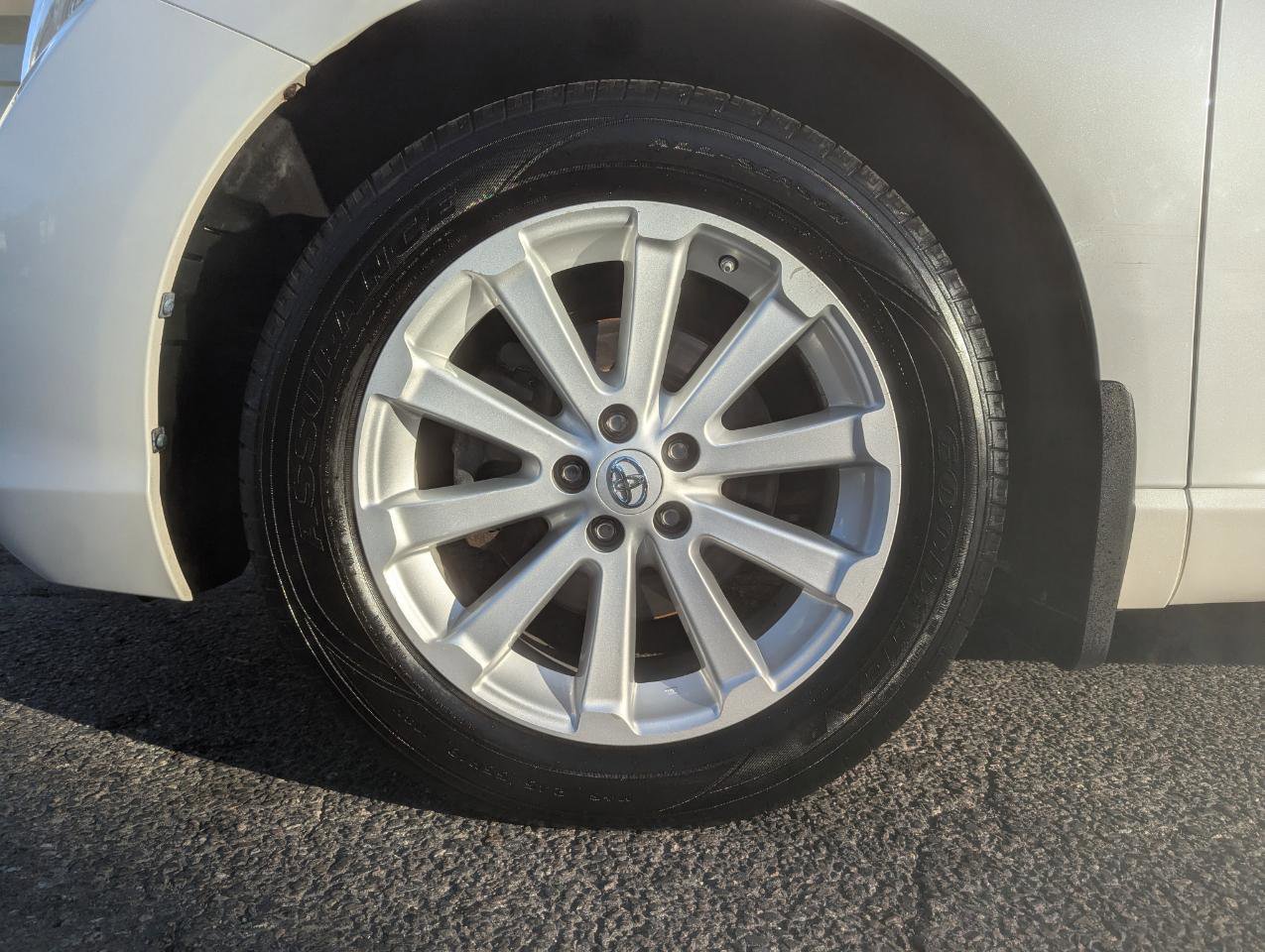 Used 2012 Toyota Venza XLE AWD/4WD image 50