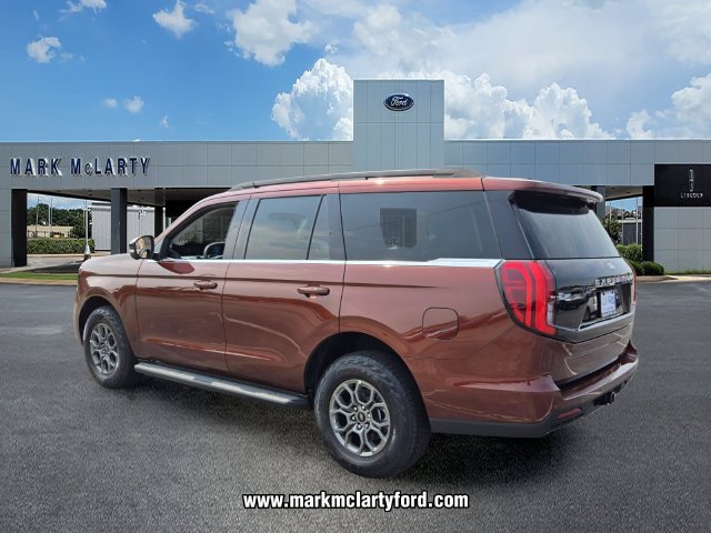 New 2027 Ford Expedition Active RWD image 3