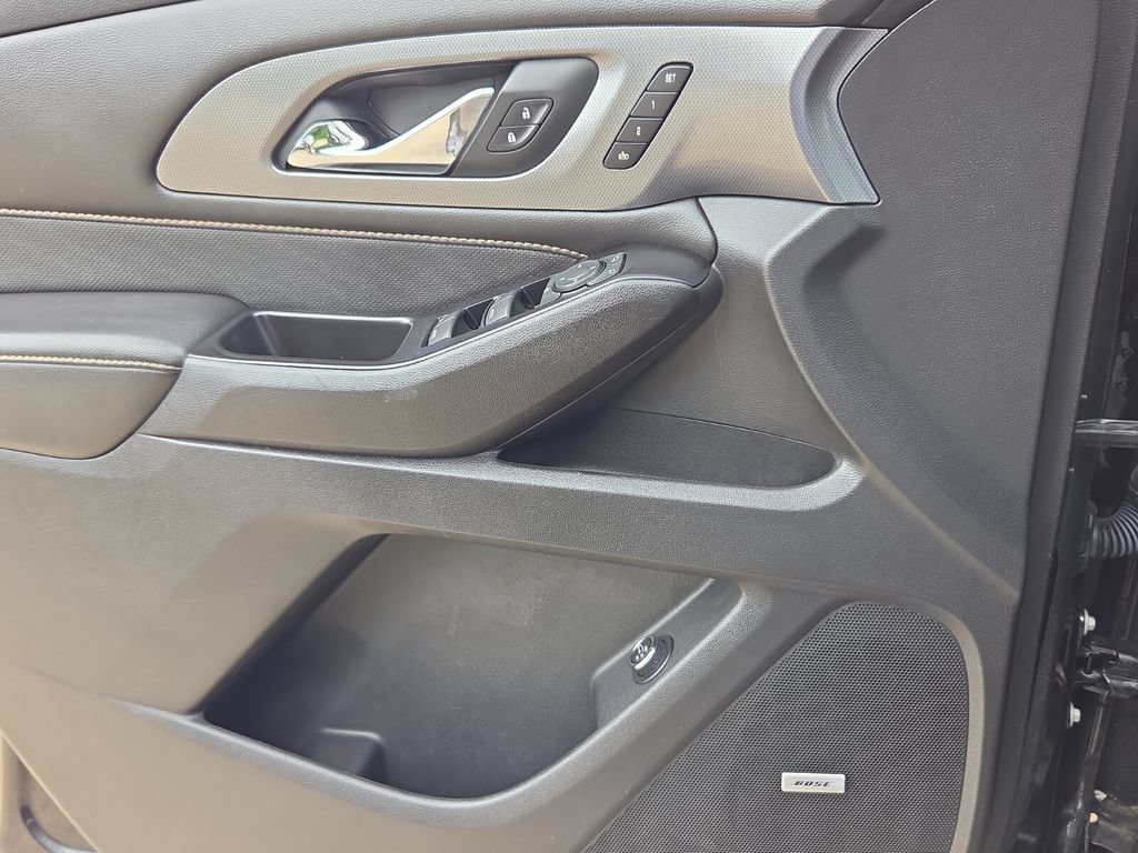 Used 2019 Chevrolet Traverse Premier w/ Driver Confidence II Package FWD image 29