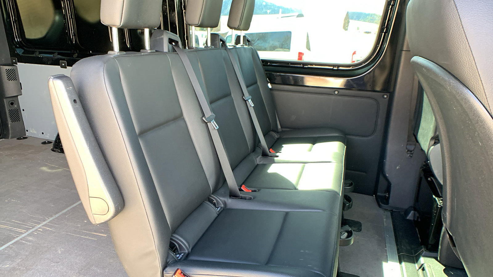 Used 2025 Mercedes-Benz Sprinter 2500 image 23
