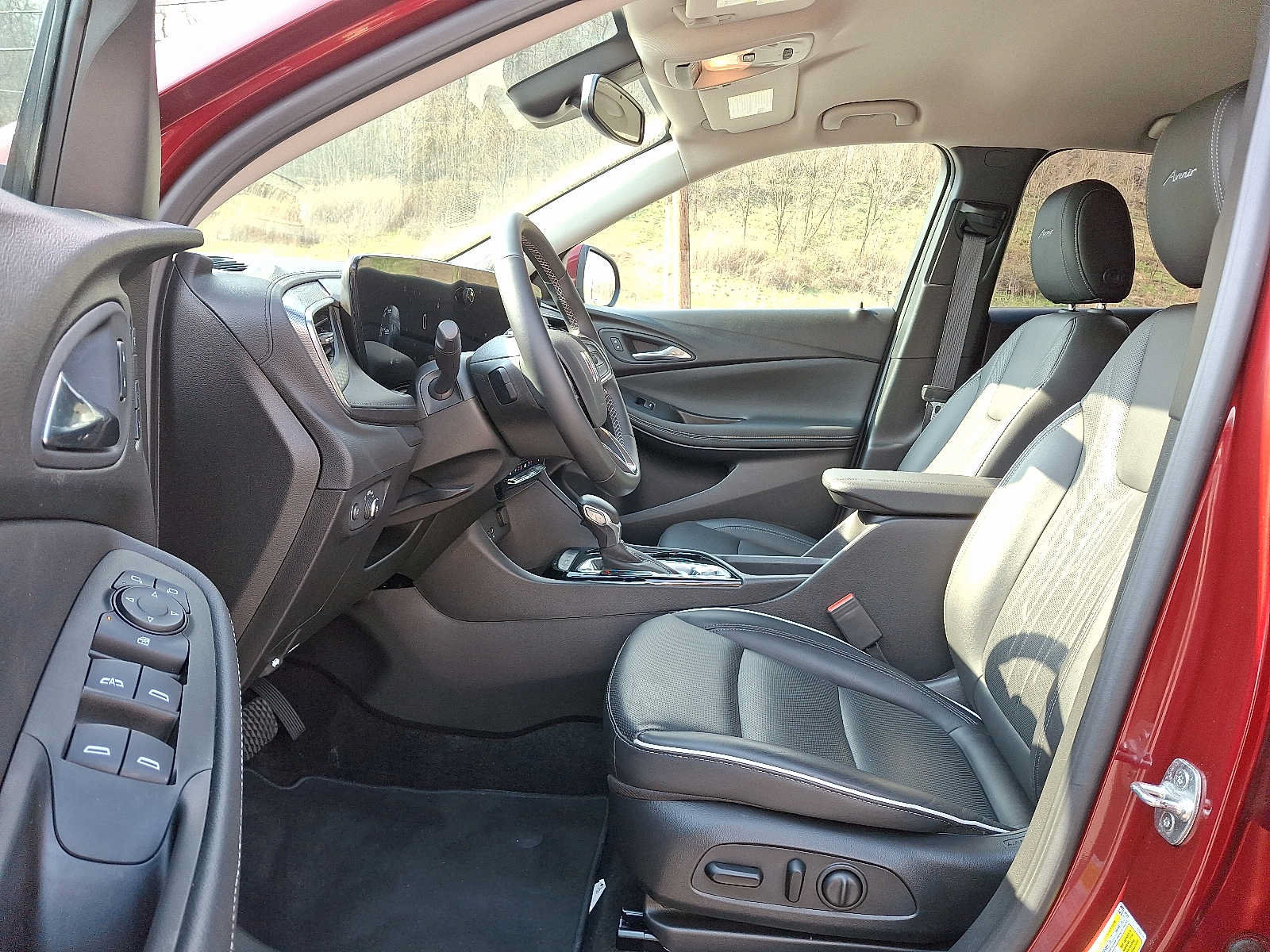 Used 2024 Buick Encore GX Avenir w/ Avenir Convenience Package AWD/4WD image 13