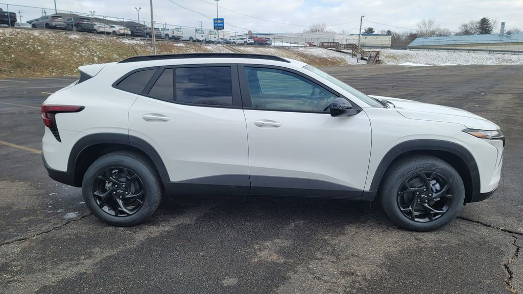 New 2026 Chevrolet Trax LT image 14