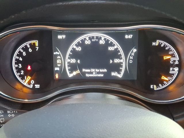 Used 2022 Jeep Grand Cherokee Laredo E w/ Security & Convenience Group image 19