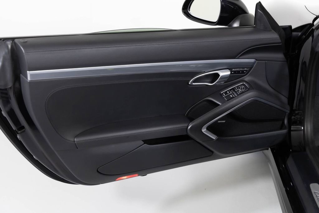 Used 2019 Porsche 911 Turbo AWD/4WD image 27