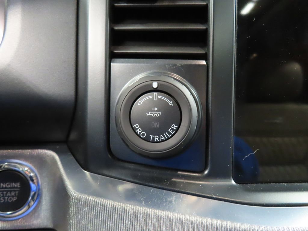 Used 2025 Ford F350 Platinum w/ Platinum Plus Package AWD/4WD image 55