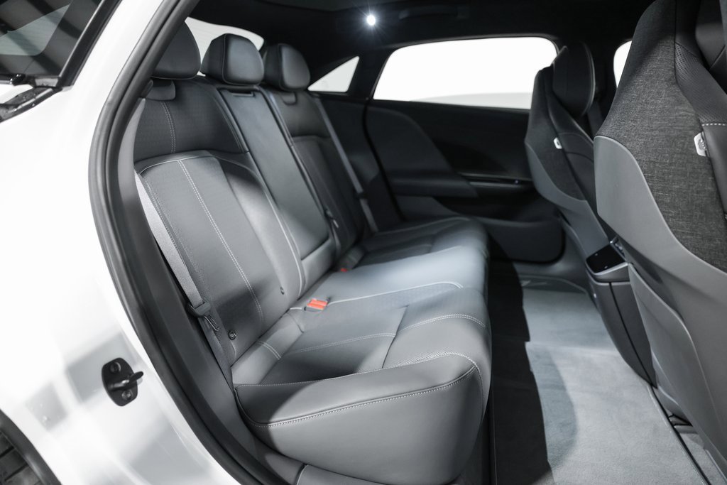 Used 2022 Lucid Air Grand Touring image 25