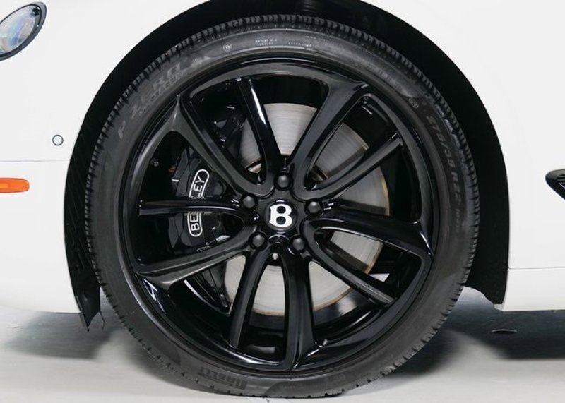 Used 2021 Bentley Continental GT V8 image 26