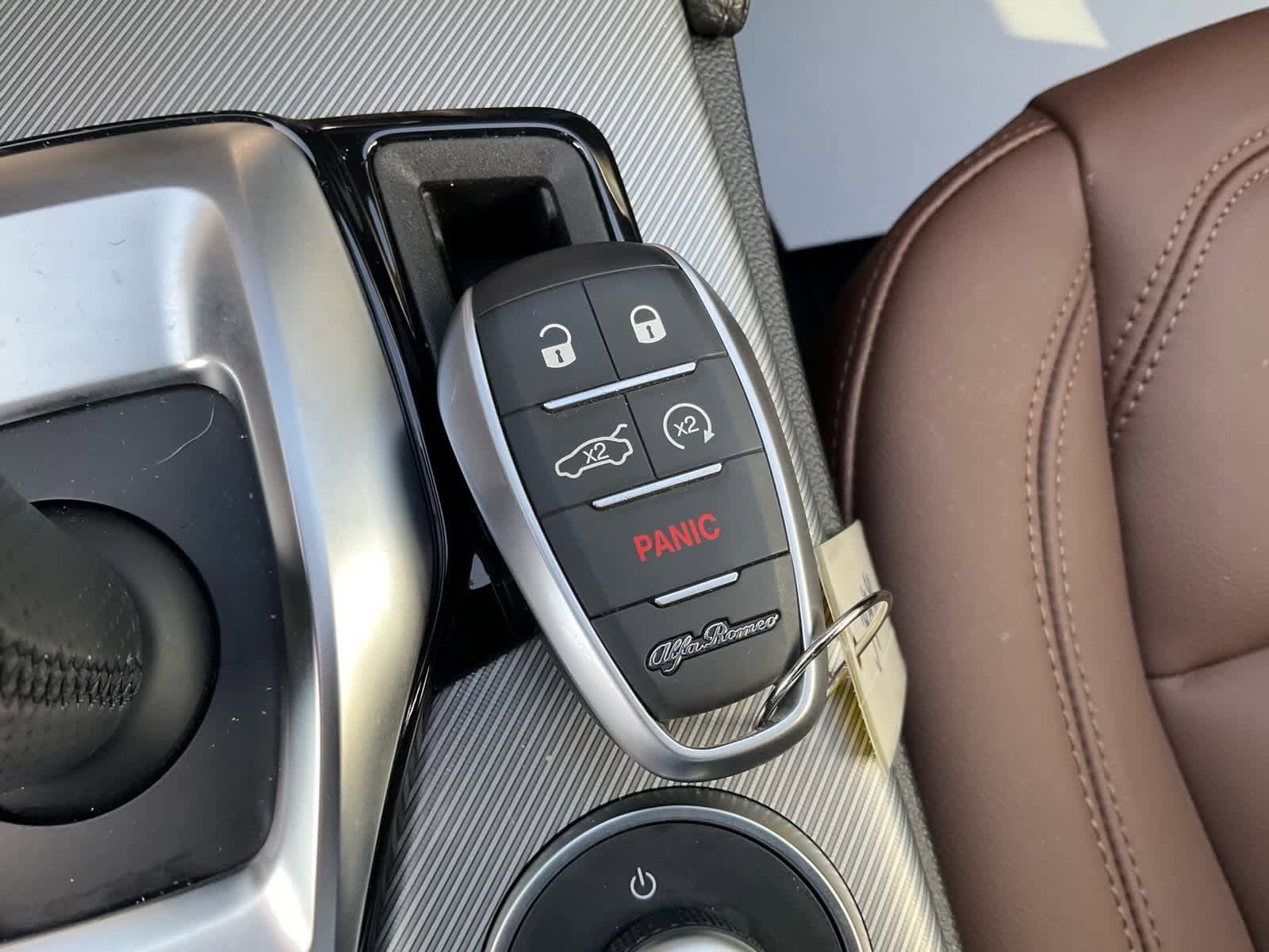 Used 2024 Alfa Romeo Stelvio Ti AWD/4WD image 14