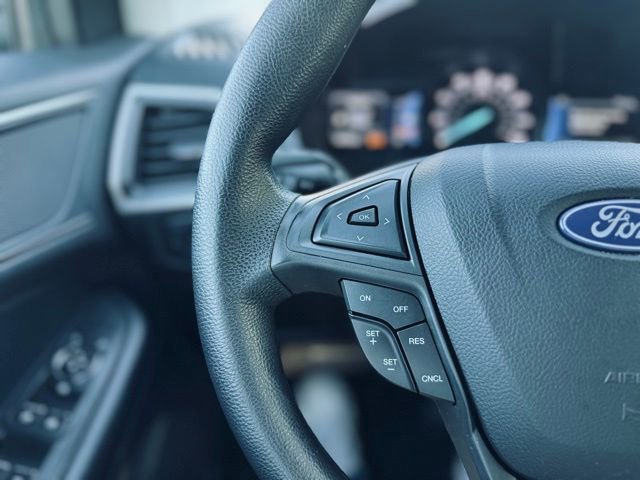 Used 2022 Ford Edge SE w/ Black Appearance Package image 24