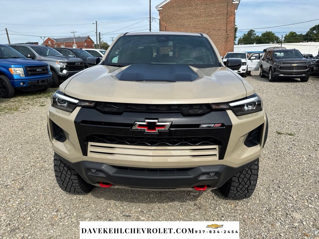 Used 2024 Chevrolet Colorado ZR2 AWD/4WD image 8
