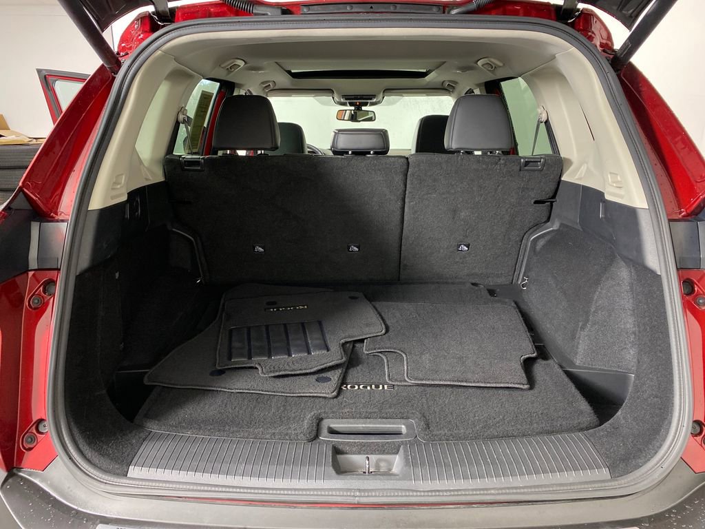 Used 2021 Nissan Rogue SL image 28
