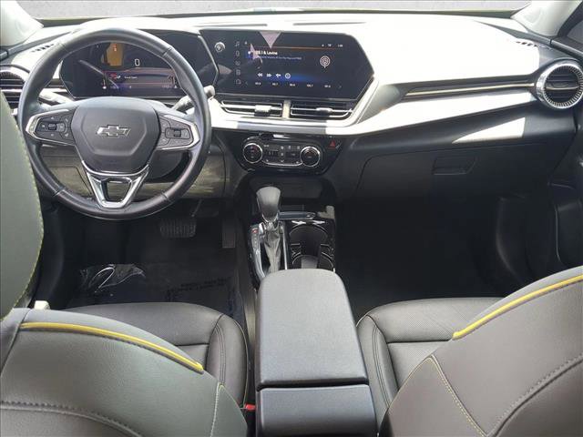 Used 2025 Chevrolet Trax ACTIV w/ Driver Confidence Package FWD image 24