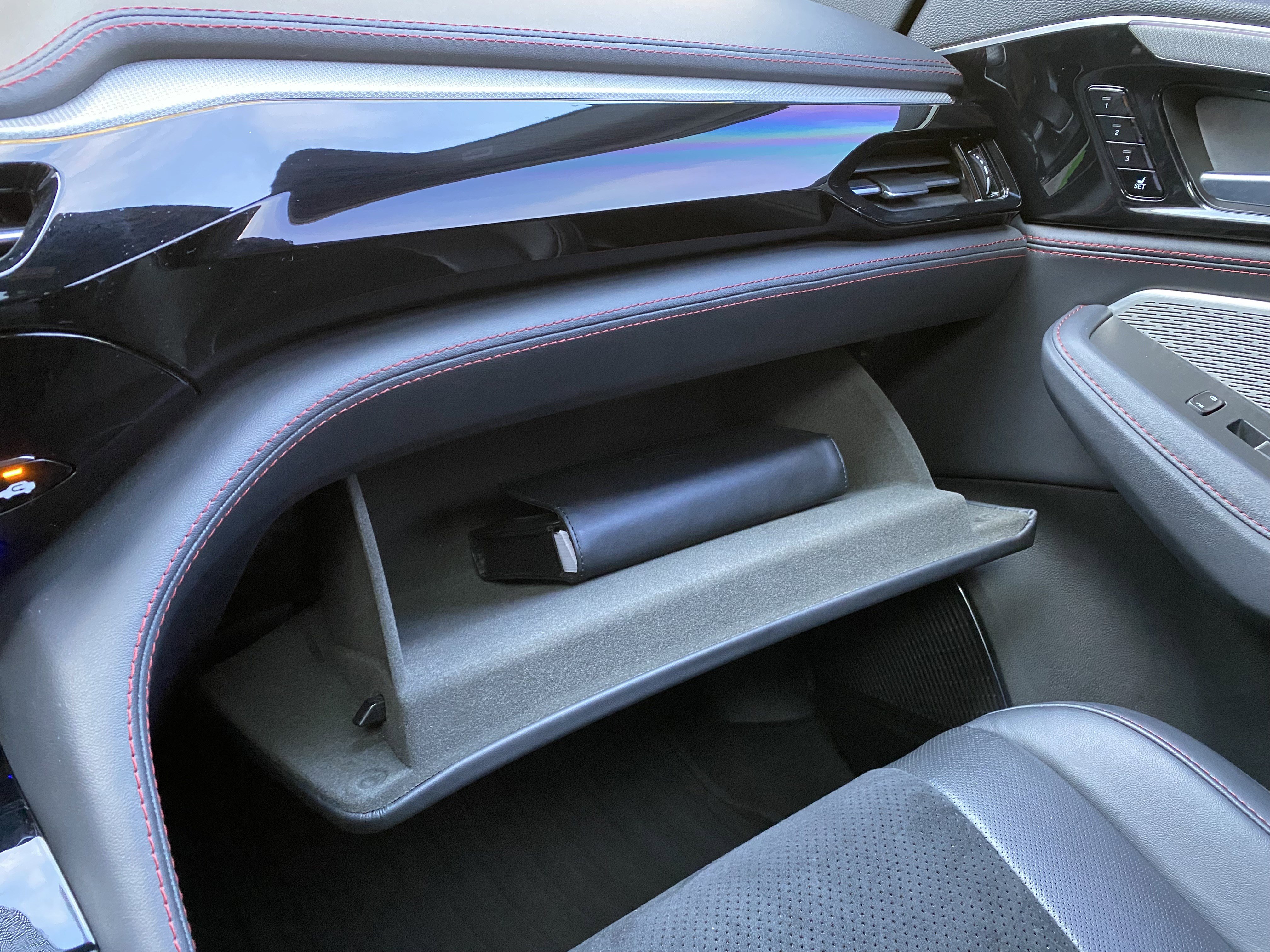 Used 2022 Acura MDX A-Spec image 31