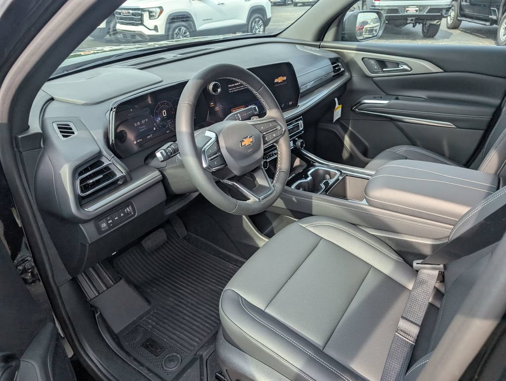 New 2027 Chevrolet Traverse LT w/ Sun and Wheel Package AWD/4WD image 13