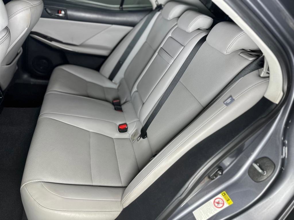 Used 2015 Lexus IS 250 image 26