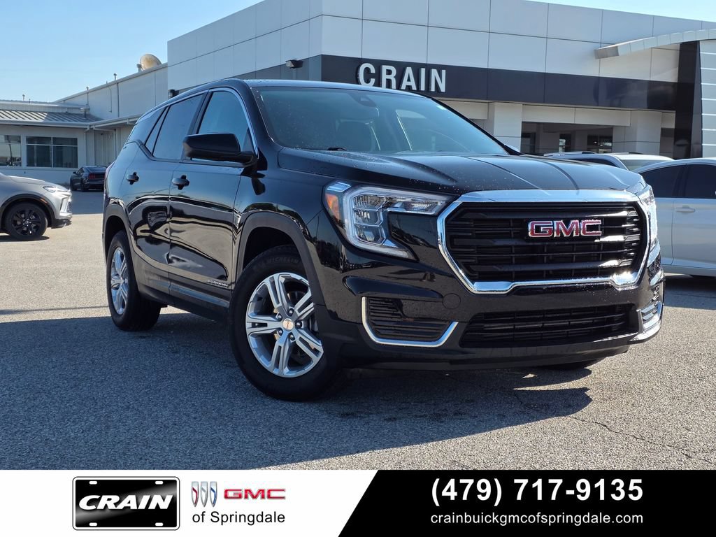 Used 2024 GMC Terrain SLE FWD image 1