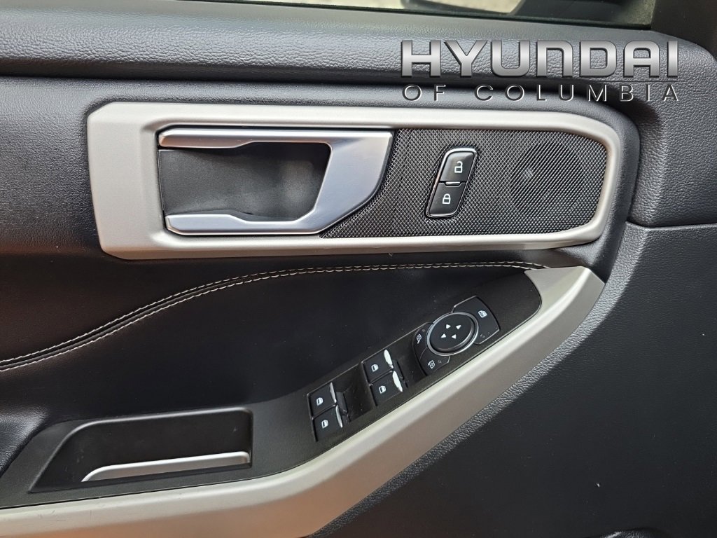 Used 2022 Ford Explorer XLT w/ Class IV Trailer Tow Package image 27