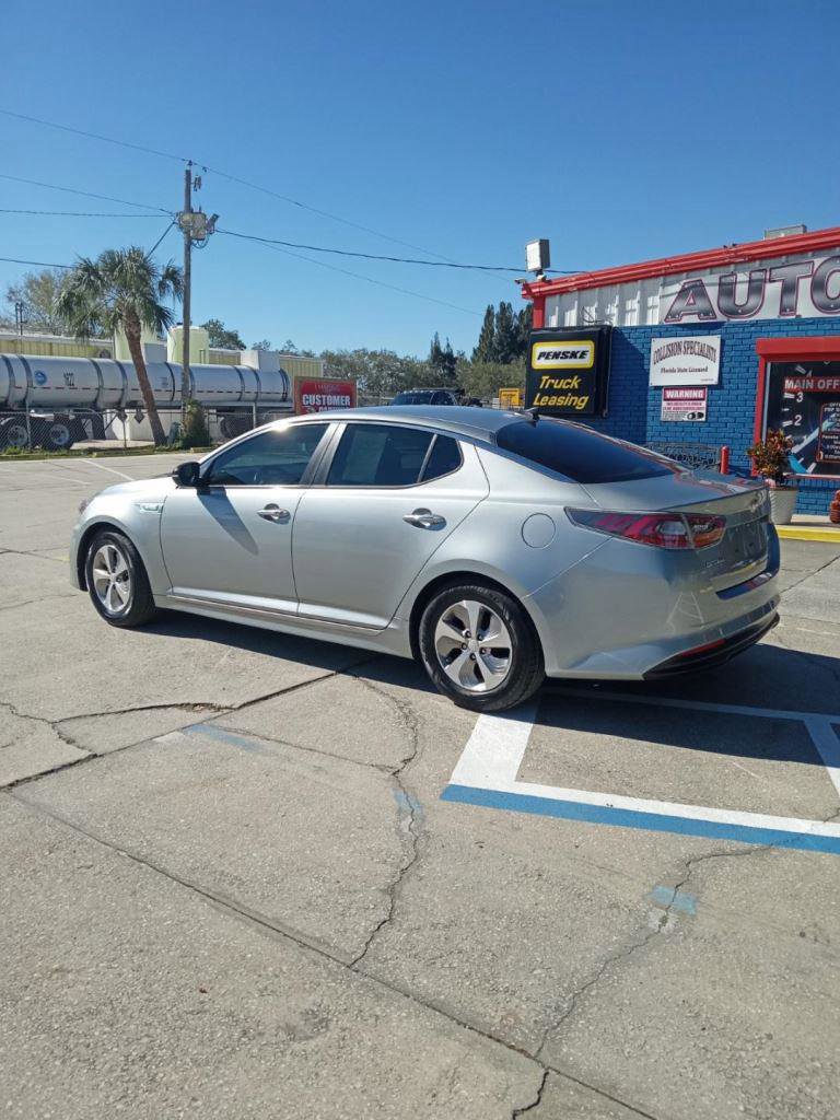Used 2015 Kia Optima LX image 5