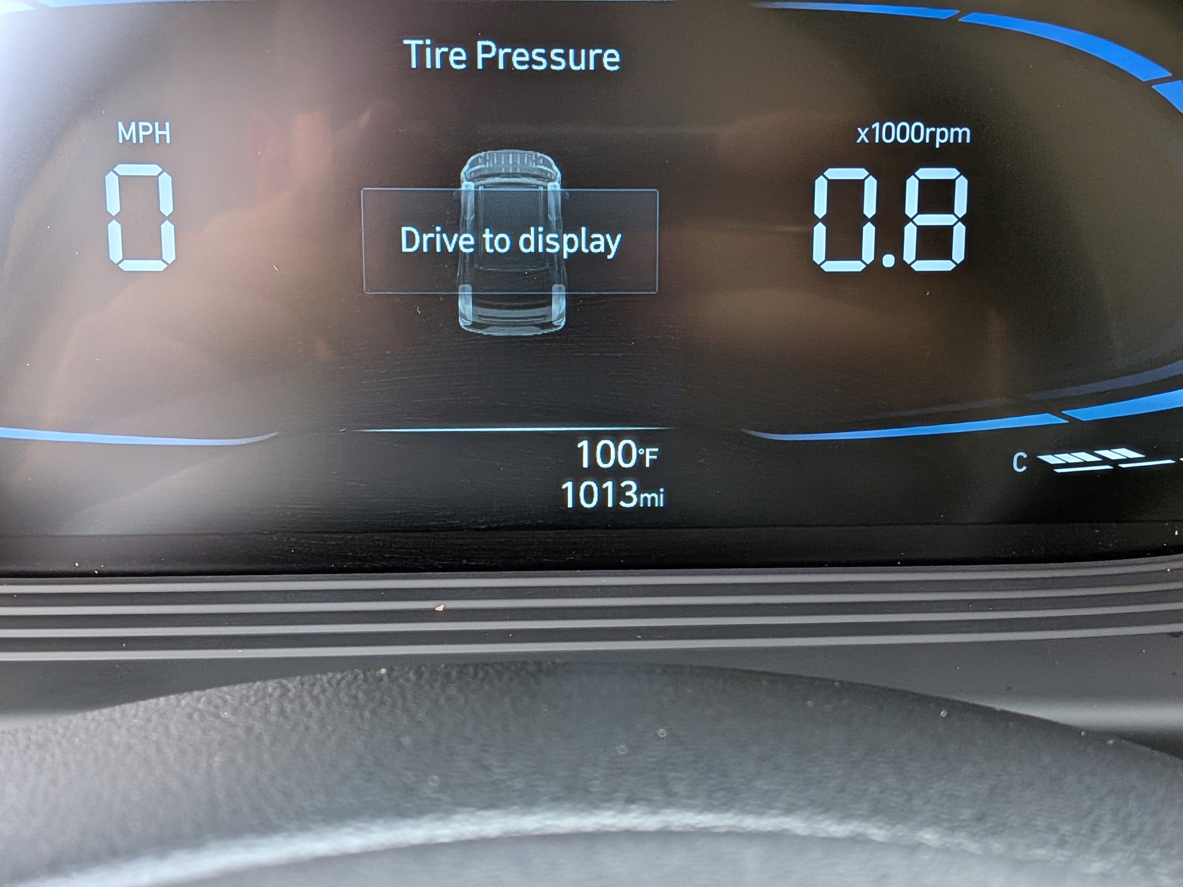 Used 2026 Hyundai Venue SEL FWD image 28