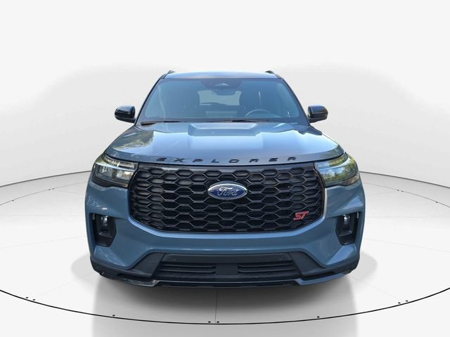 Used 2025 Ford Explorer ST RWD image 11