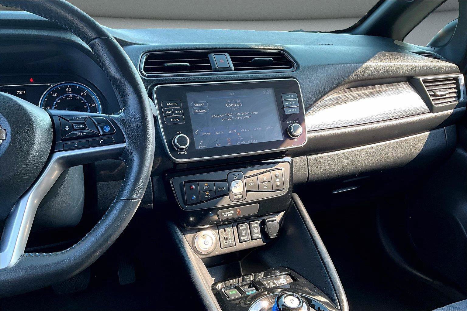Used 2021 Nissan Leaf SV w/ SV Technology Package FWD image 10