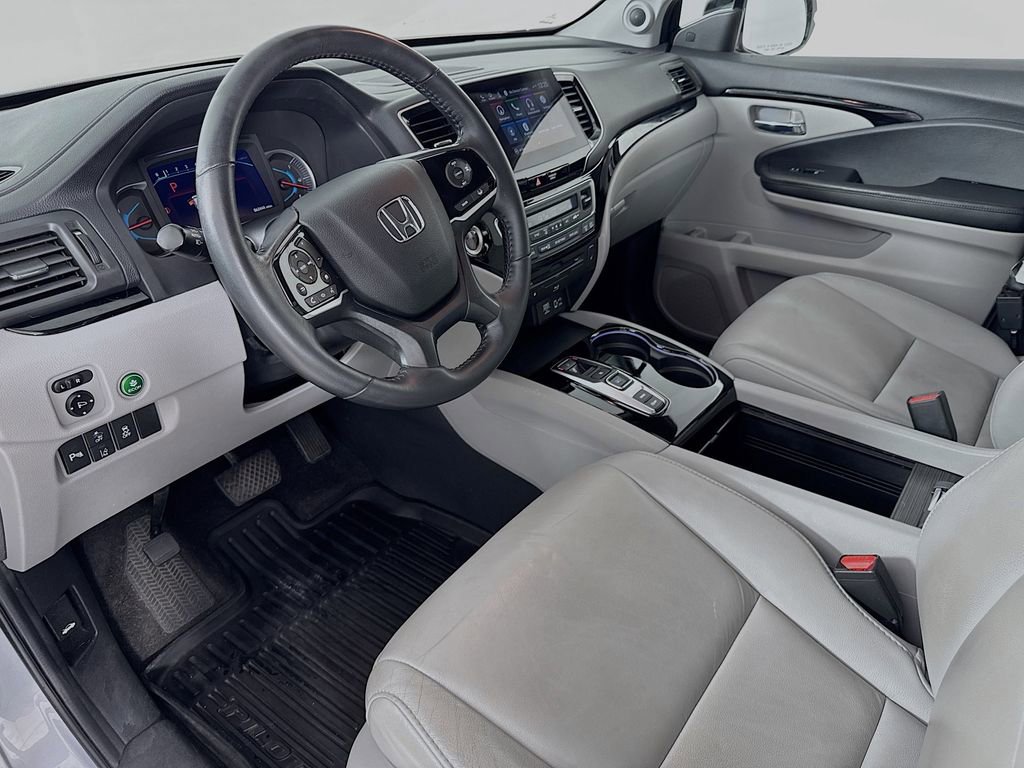 Used 2019 Honda Pilot Touring image 10