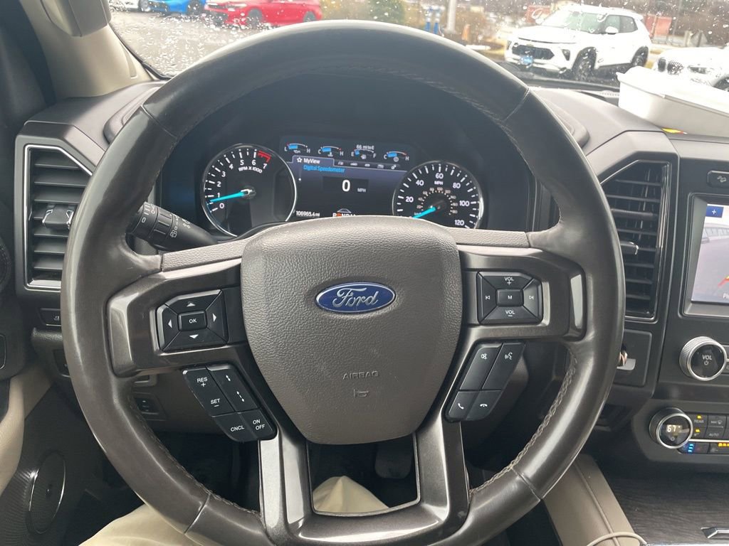 Used 2021 Ford Expedition Max Limited image 13