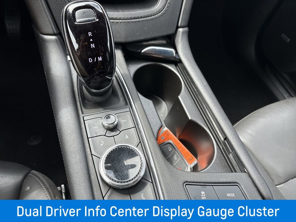 Certified 2024 Cadillac XT5 Premium Luxury w/ LPO, Floor Liner Package image 19