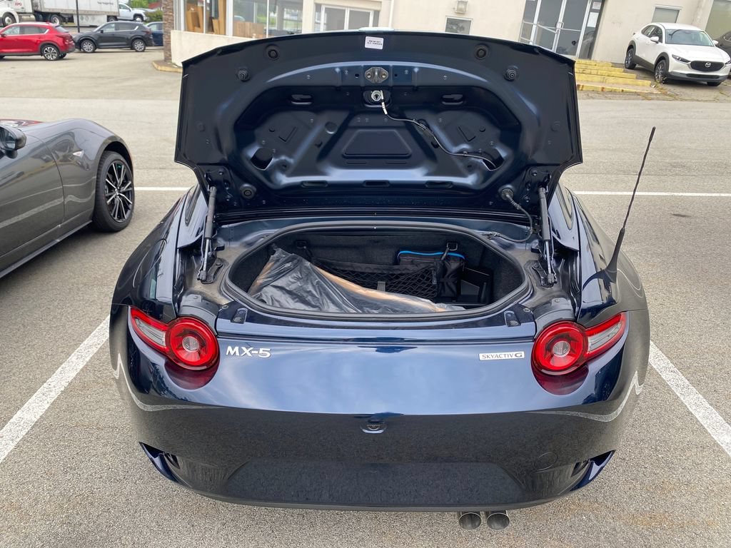 New 2026 MAZDA MX-5 Miata RF Grand Touring w/ Weather Package RWD image 8